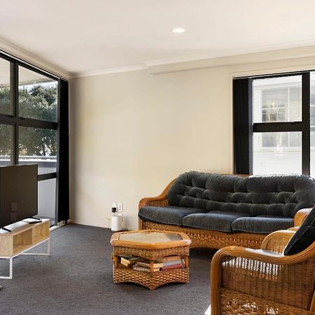 Pacific Escape - Downtown, Beach & Sea Views Mount Maunganui Exterior photo