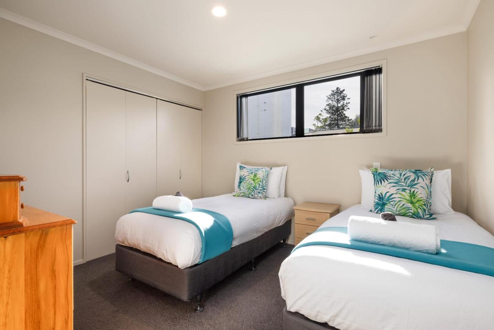 Pacific Escape - Downtown, Beach & Sea Views Mount Maunganui Exterior photo